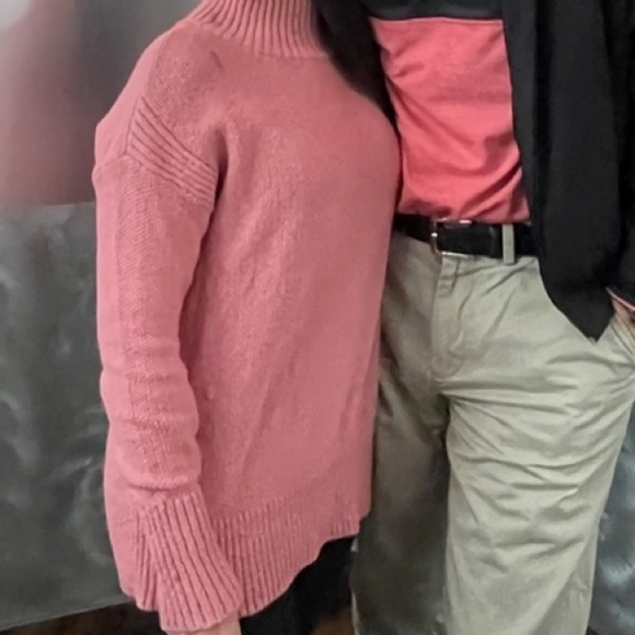 LOFT Sweater Pink Small - Picture 8 of 11